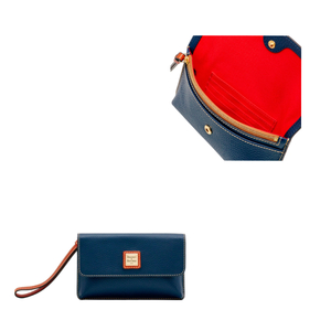 Pebble Grain Milly Wristlet